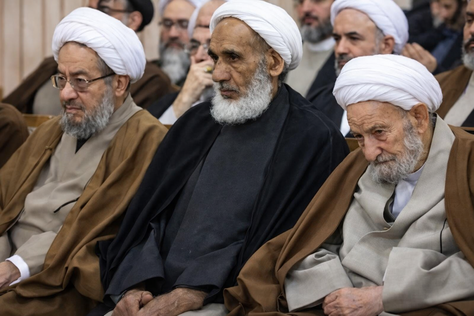 Israel y EE.UU bombardean la reunión de miembros del régimen que elegían al nuevo líder supremo de Irán