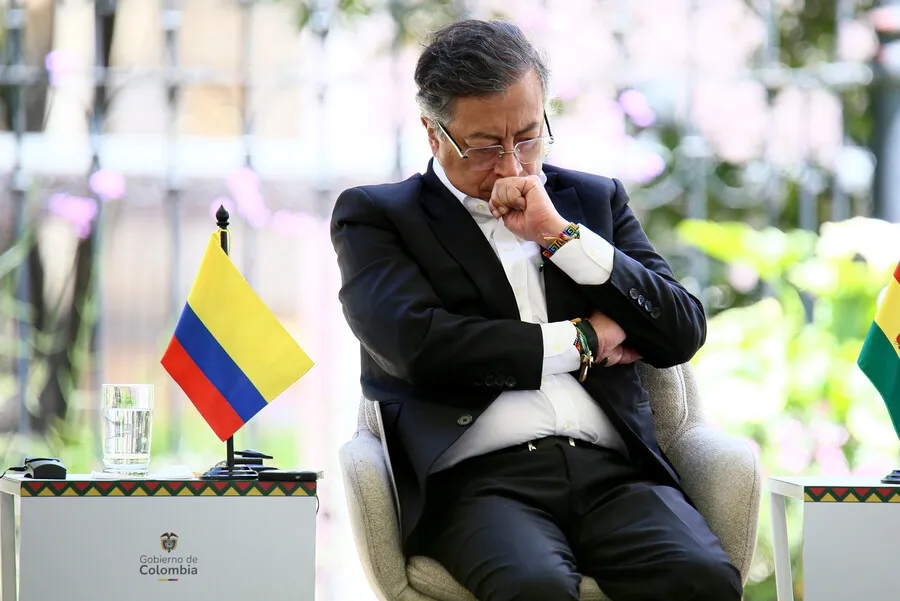 El oficialismo sobrevive al desgaste