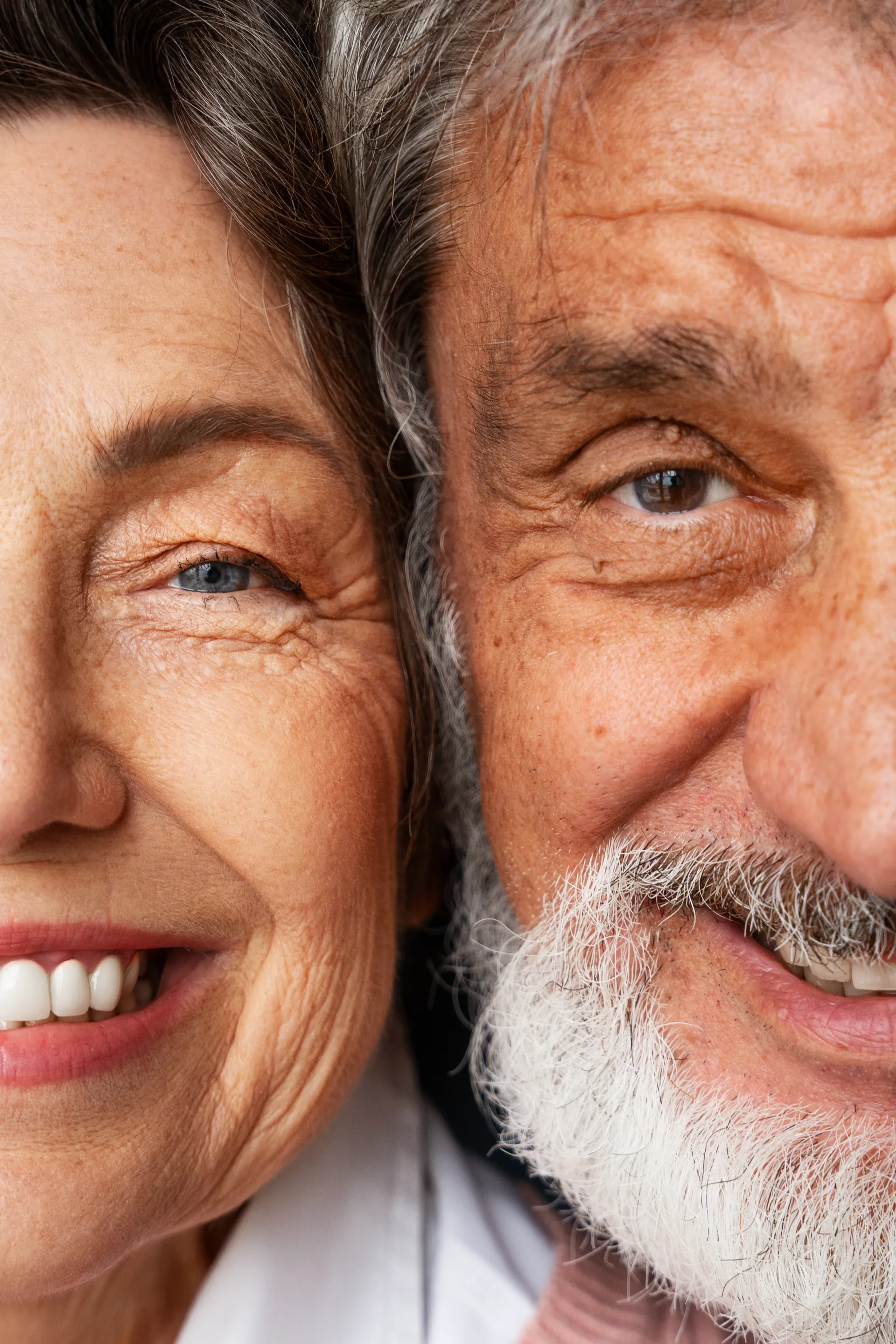 Envejecer no es solo biológico: tu pareja y entorno influyen más de lo que crees