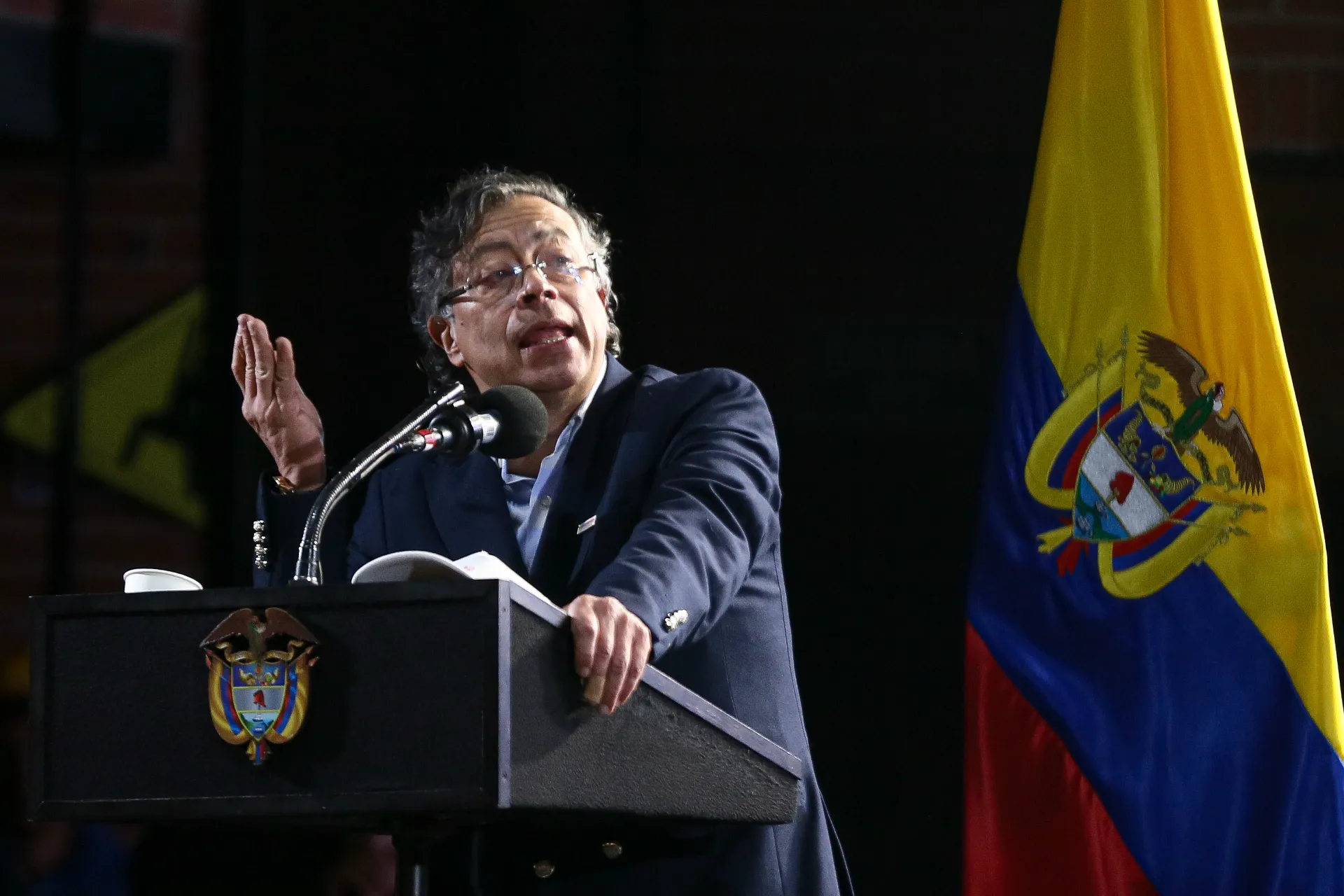 Comisión de Acusación ordena suspender provisionalmente al presidente Petro