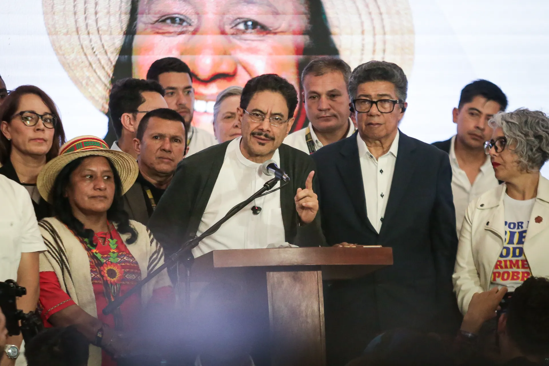 Iván Cepeda: ¿La Paz Total o la victoria política de la Guerra Total?