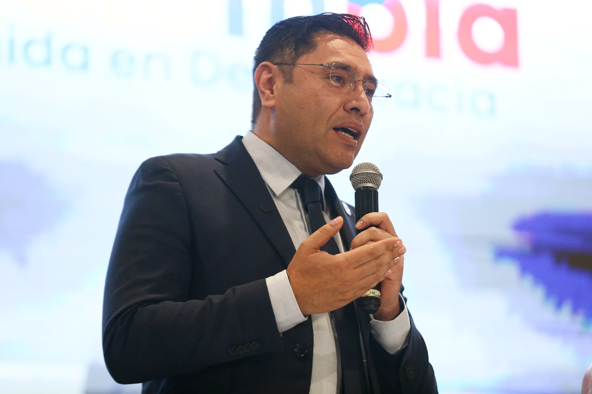 CNE afirma que la segunda vuelta presidencial serán las elecciones más vigiladas en la historia de Colombia