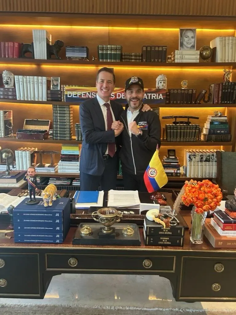 "Venir a EE. UU. es un privilegio, no un derecho": Bernie Moreno sella acuerdo de repatriación con el presidente electo Abelardo De La Espriella
