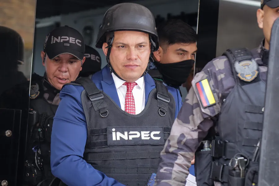 Sneyder Pinilla internacionaliza el escándalo de la UNGRD