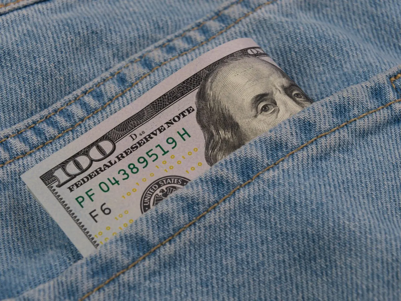 El salvavidas de la economía colombiana llega desde el exterior