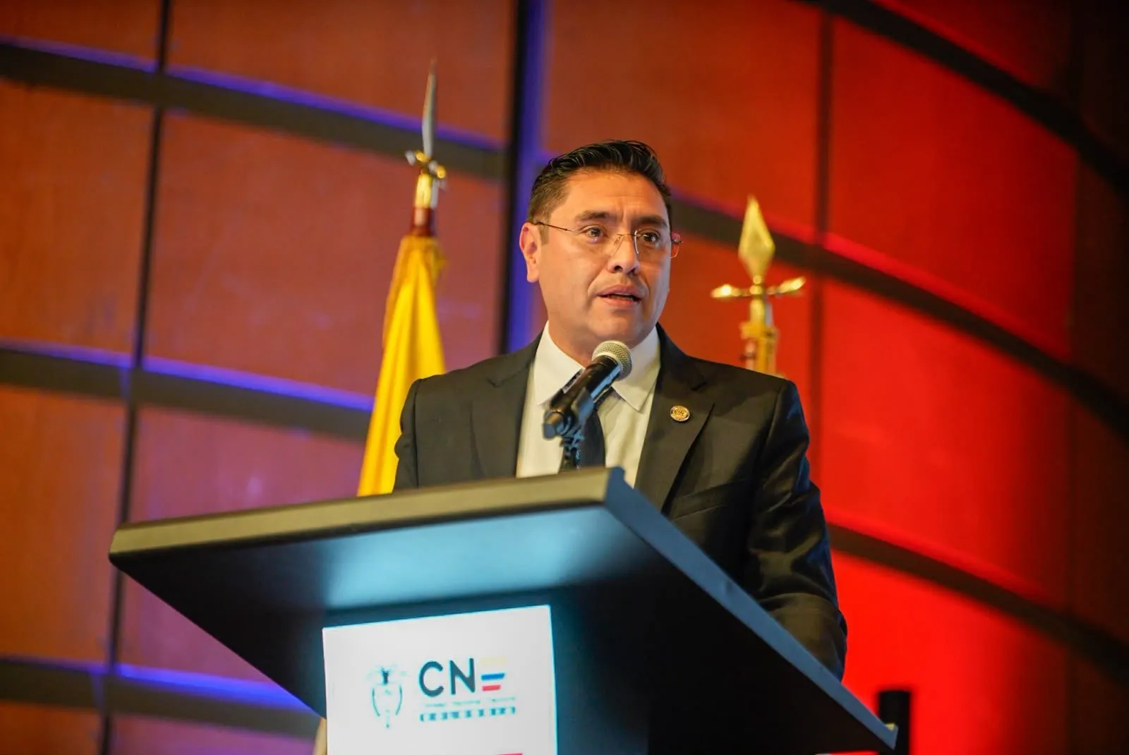 Magistrado Cristian Quiroz renuncia a la presidencia del CNE
