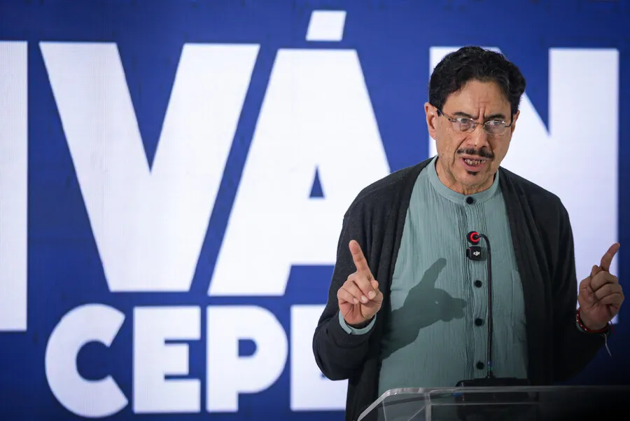 Iván Cepeda no asistirá a la posesión de Abelardo de la Espriella