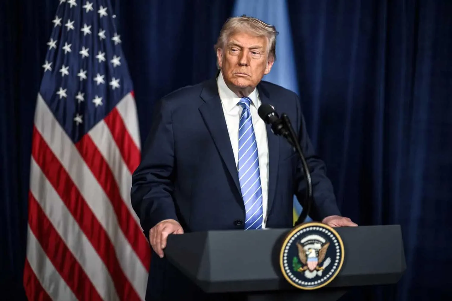 Trump desafía al Supremo y firma decretos para limitar la ciudadanía por nacimiento en EE. U.