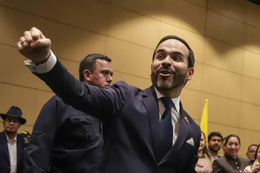 Congresistas piden al presidente declarar la emergencia económica por terremoto