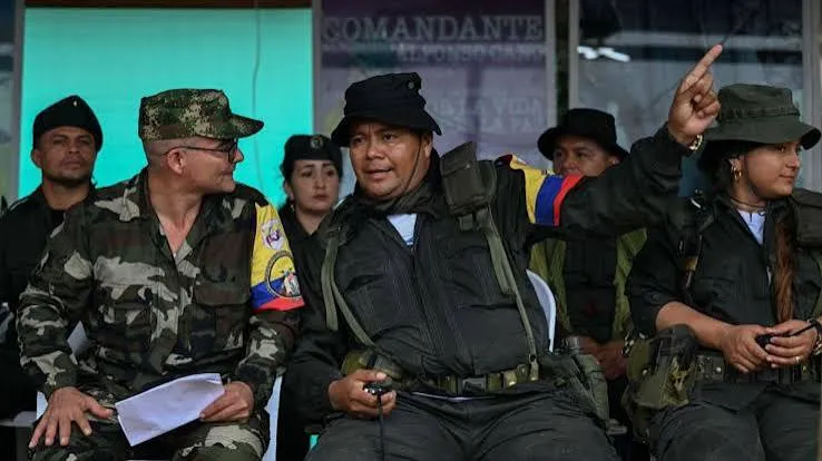 De gestores de paz a objetivos de la Fuerza Pública