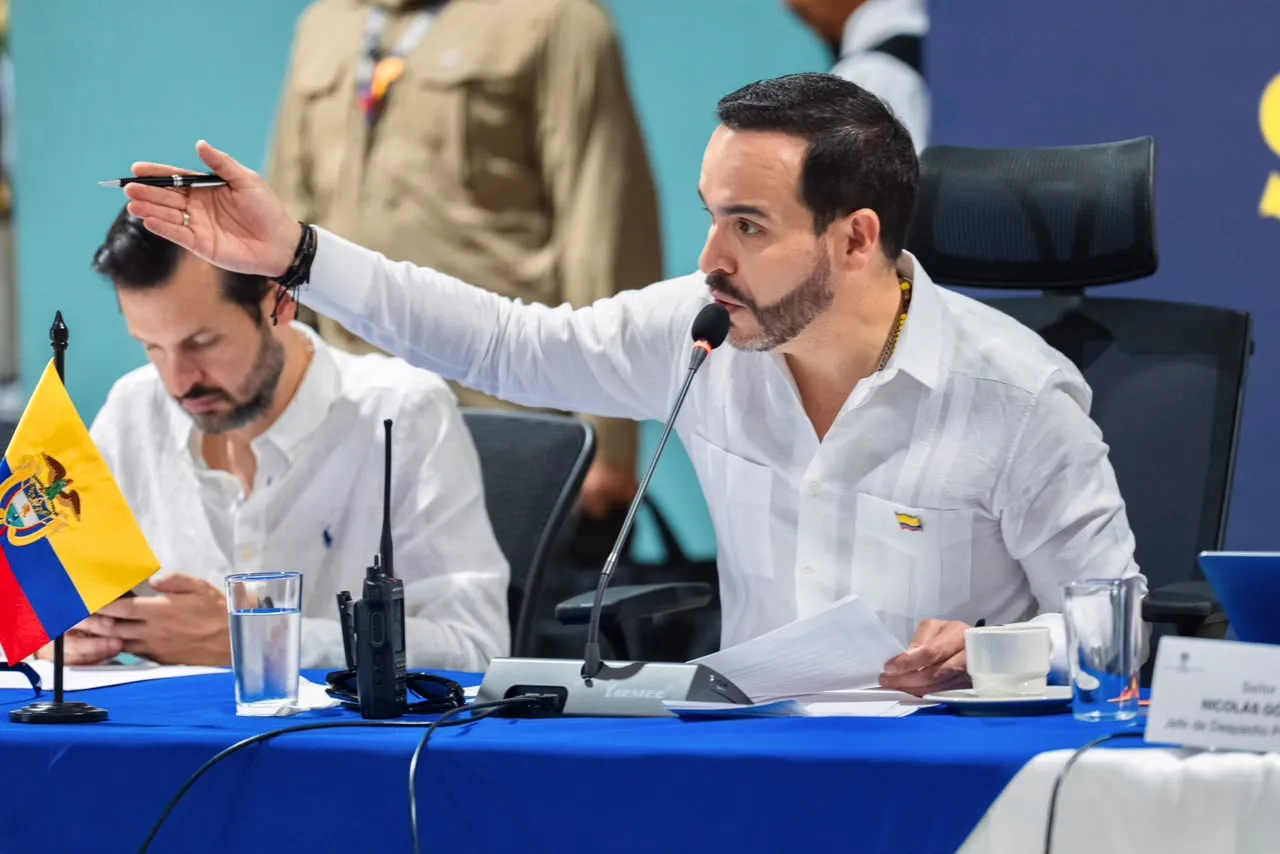 Cae red de tráfico de migrantes con integrantes de Registraduría y a la Gobernación del Huila: De La Espriella y Penagos reaccionan