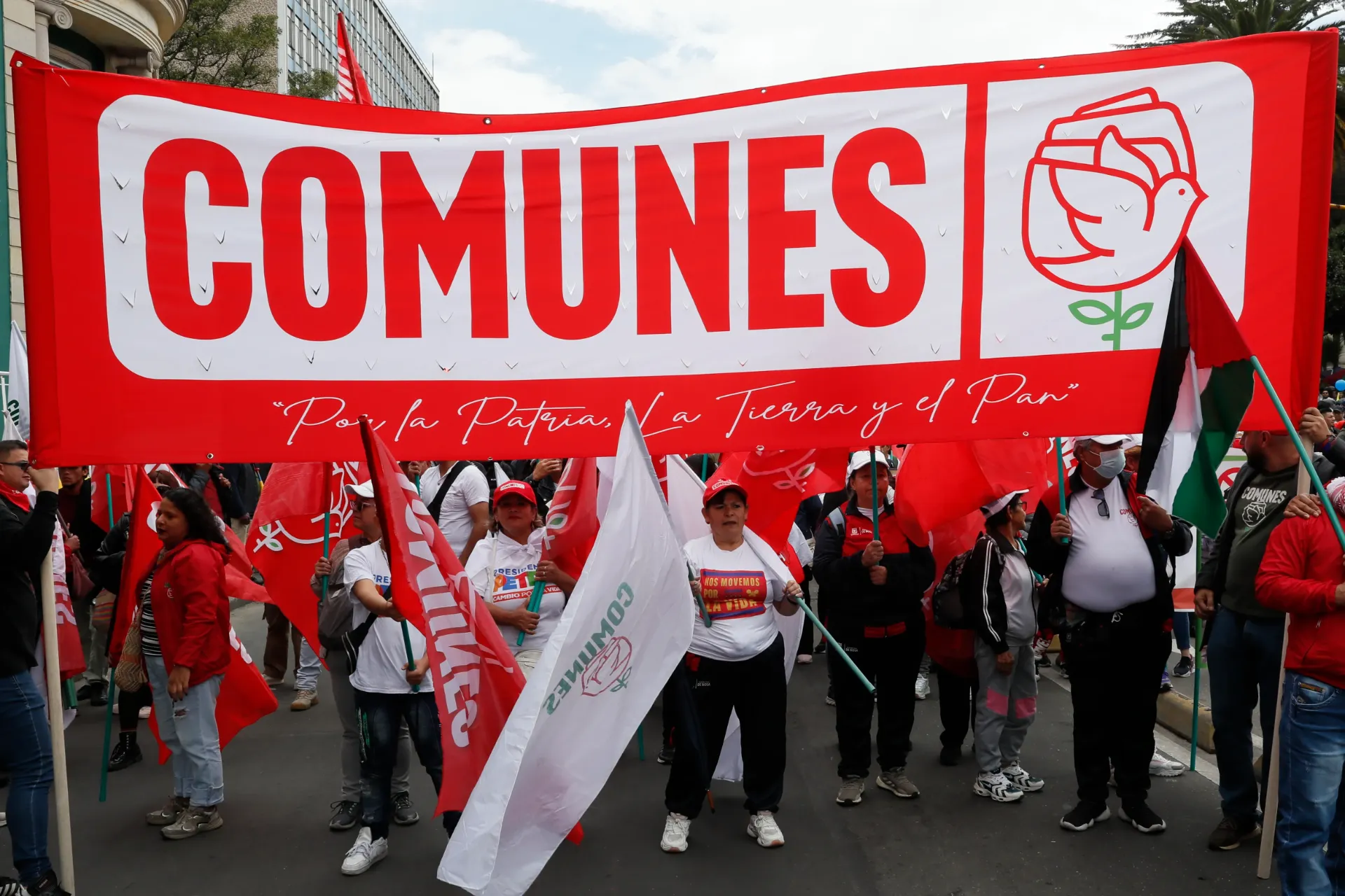 CNE oficializa el fin del Partido Comunes: no superó el umbral en las urnas y pierde la personería jurídica