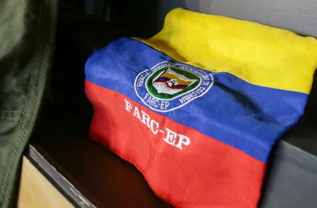 Adiós a las 10 curules de paz: CNE decreta la muerte jurídica de Comunes