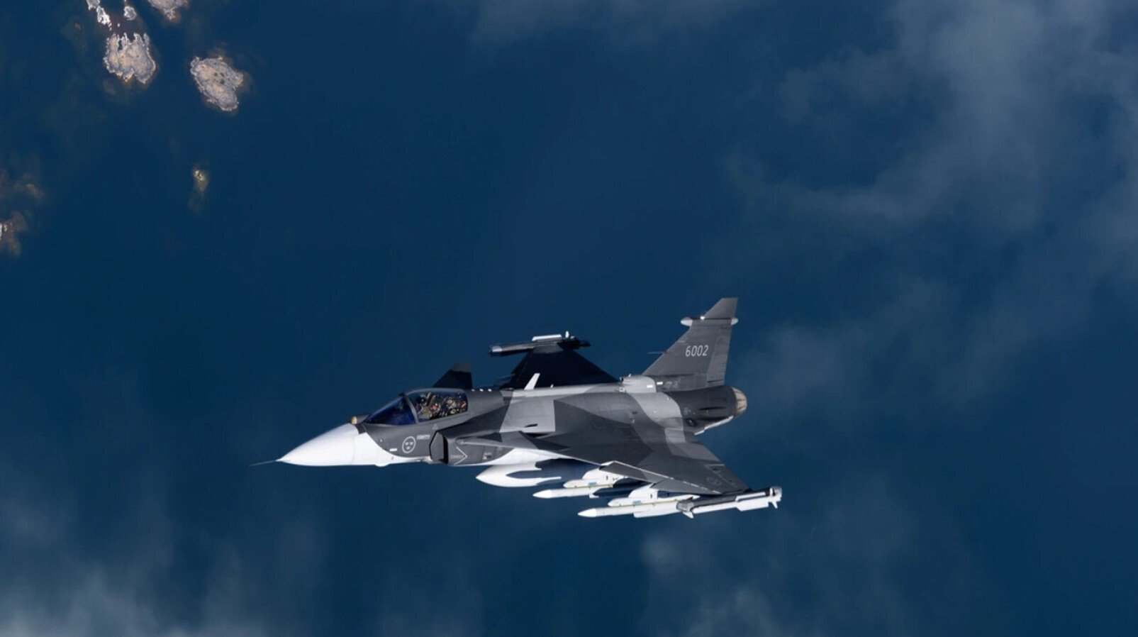 El Gobierno está contra las cuerdas por los aviones Gripen