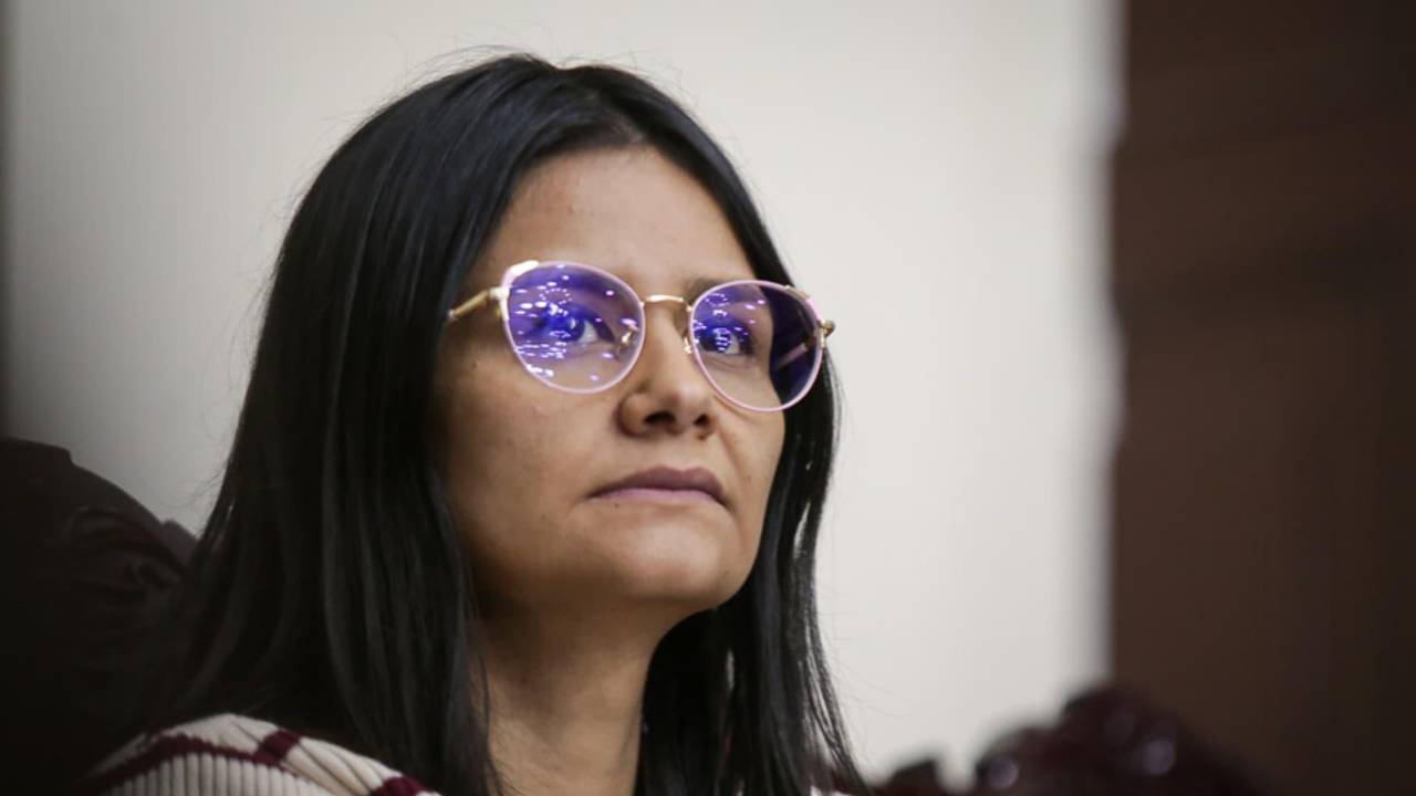 Angie Rodríguez se ratifica en sus denuncias contra Gustavo Petro