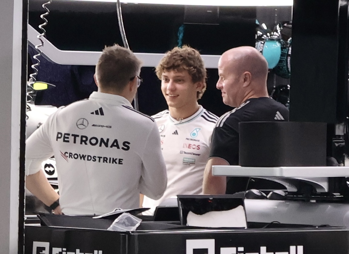 Antonelli gana en Austin y se acerca al título de la F1 en México