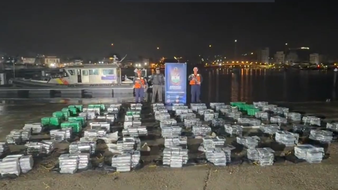 Armada incautó 2.001 kilos de cocaína en el Caribe colombiano