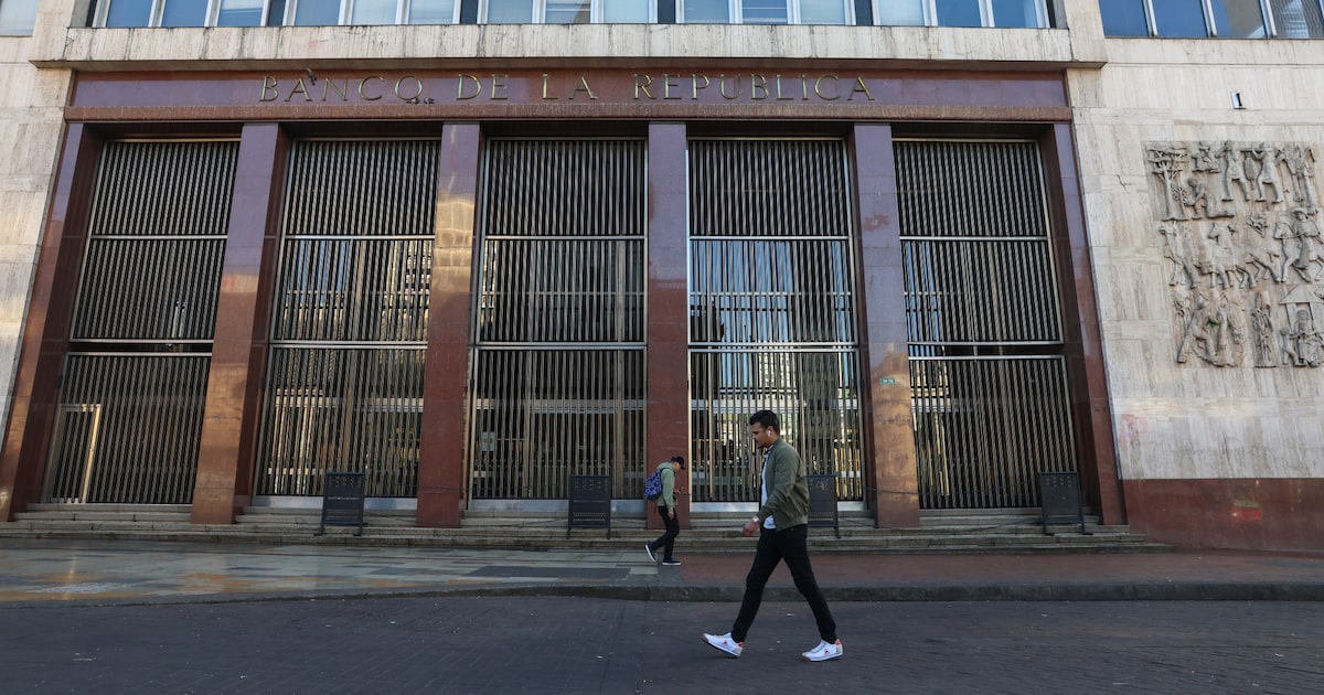 Banrep completa más de una cuarta parte de su meta de compra de dólare