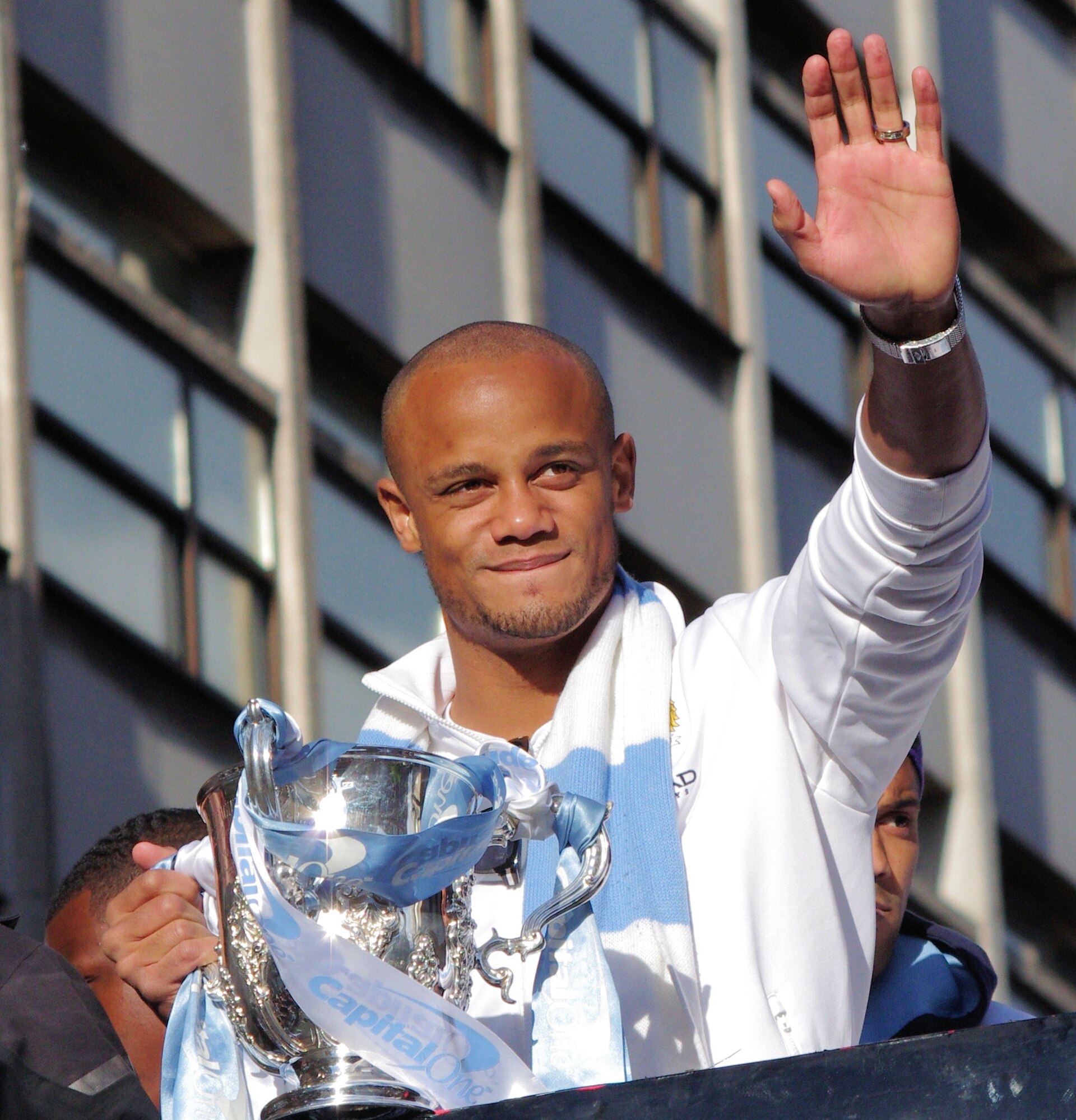 Bayern prohíbe a sus jugadores hablar de fútbol con Kompany