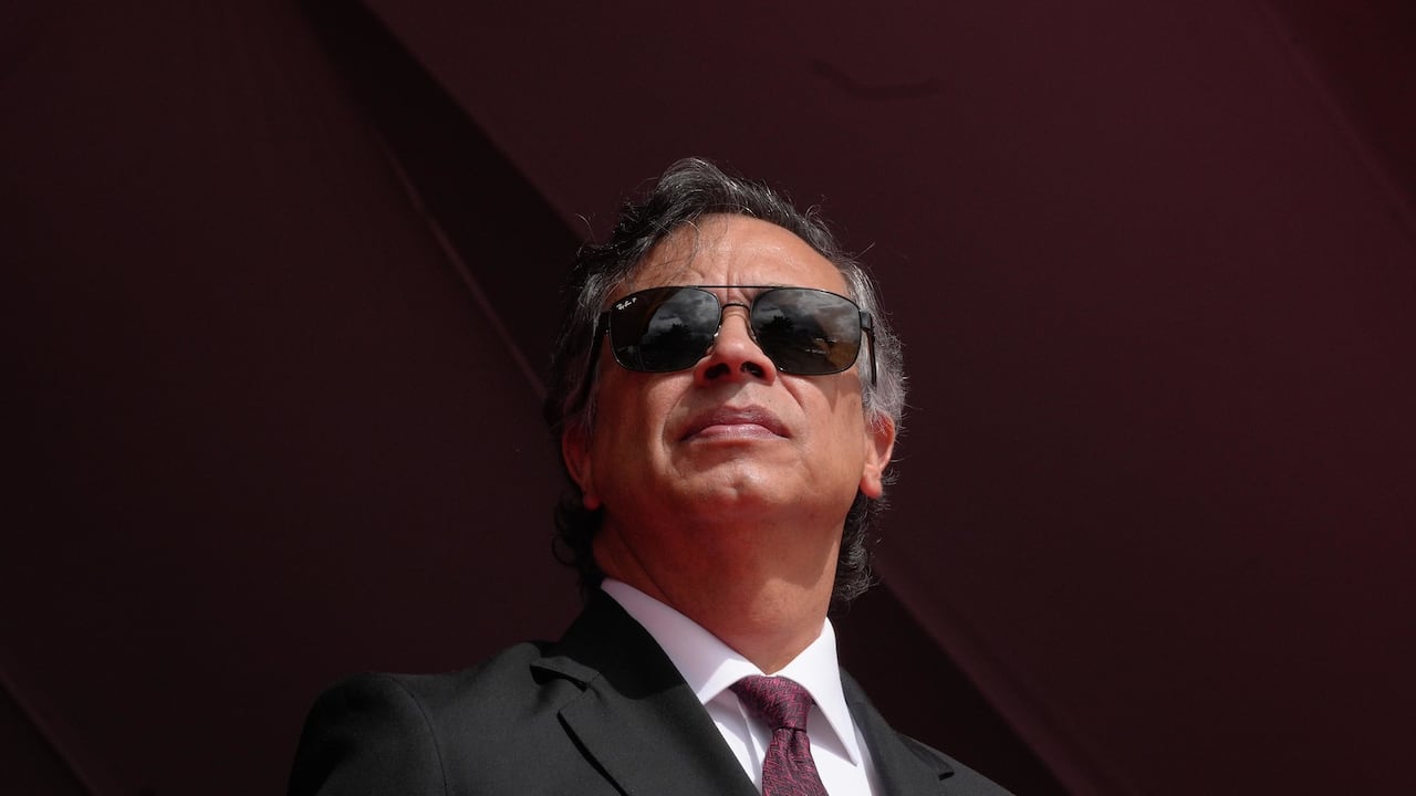 Cadavid acusa a Petro de cinismo por defender la paz total