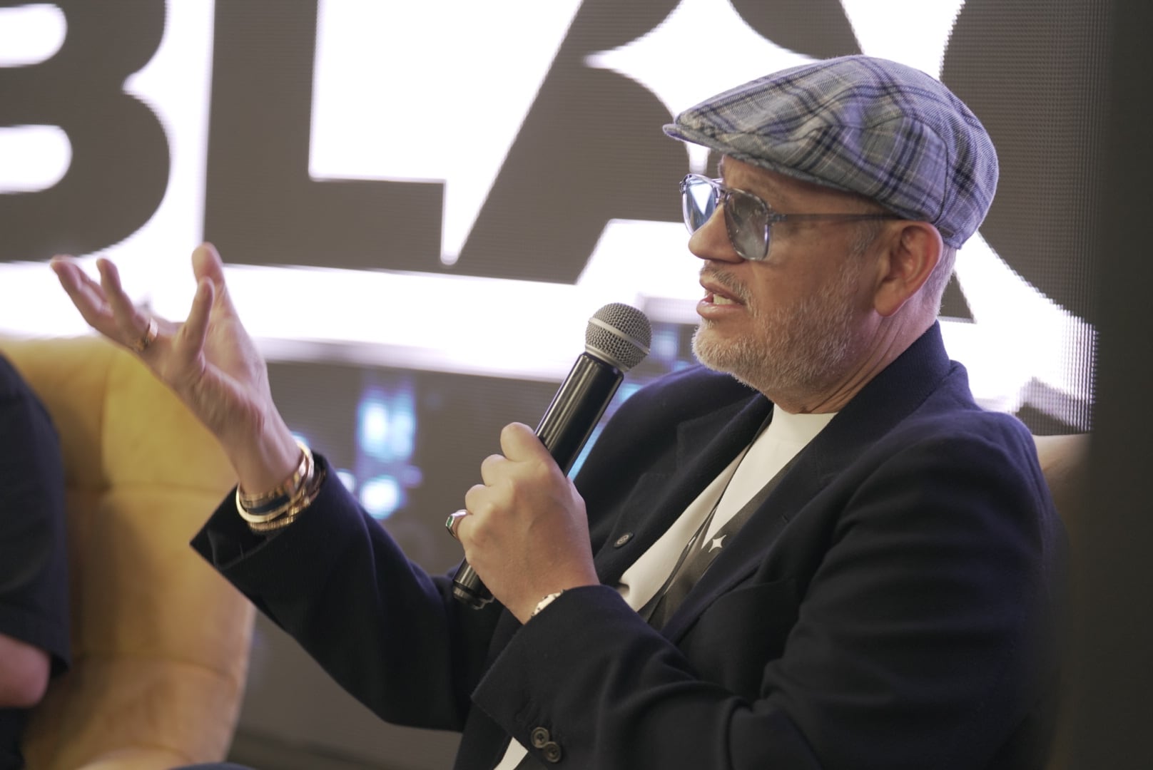 Carlos Suárez, estratega de De La Espriella, habla de IA en Medellín