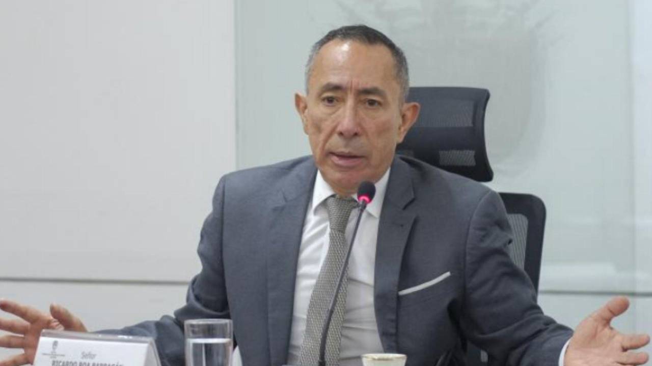 Denuncian ante EE. UU. a Ricardo Roa por $63.000 millones