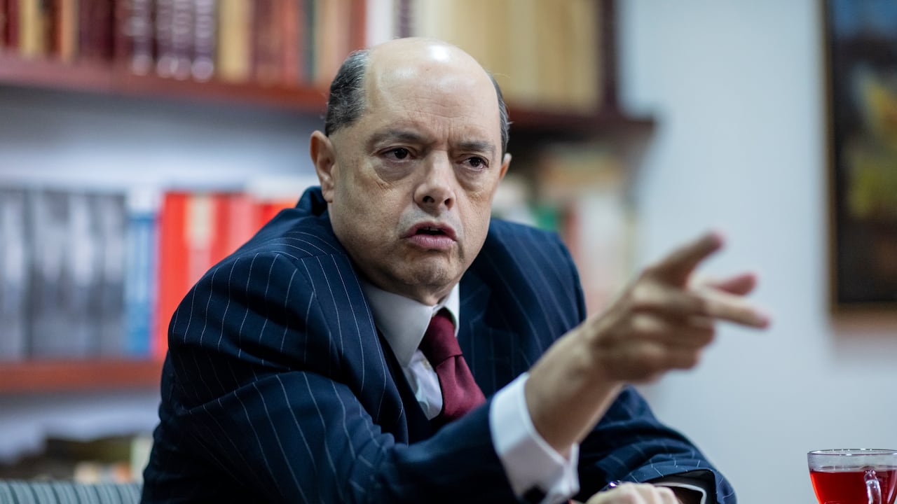 Fiscalía archiva denuncia contra Enrique Vargas Lleras y directivos de