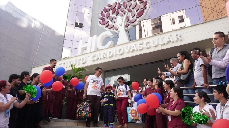 Lucas Murillo, niño de 7 años, recibe alta tras cirugía cardiaca en Bu