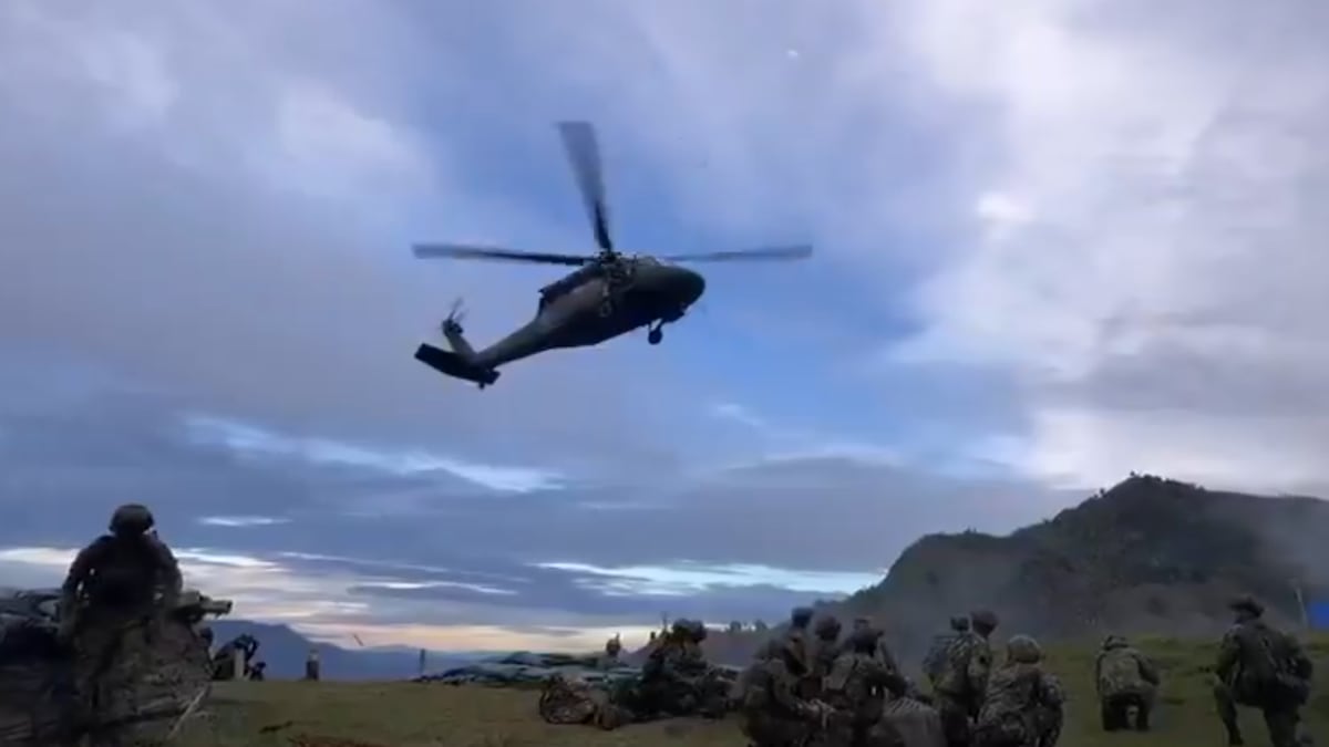 Ejército traslada a Neiva a 13 militares tras accidente de Black Hawk 