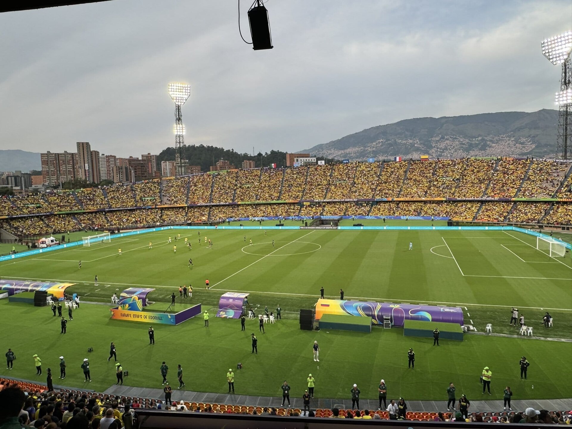 Nacional vence 2-0 a Santa Fe en el primer tiempo con autogol de Olive