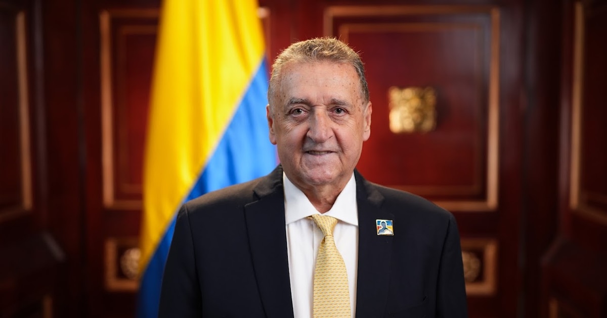 Óscar Darío Pérez propone recortar $45 billones del gasto público