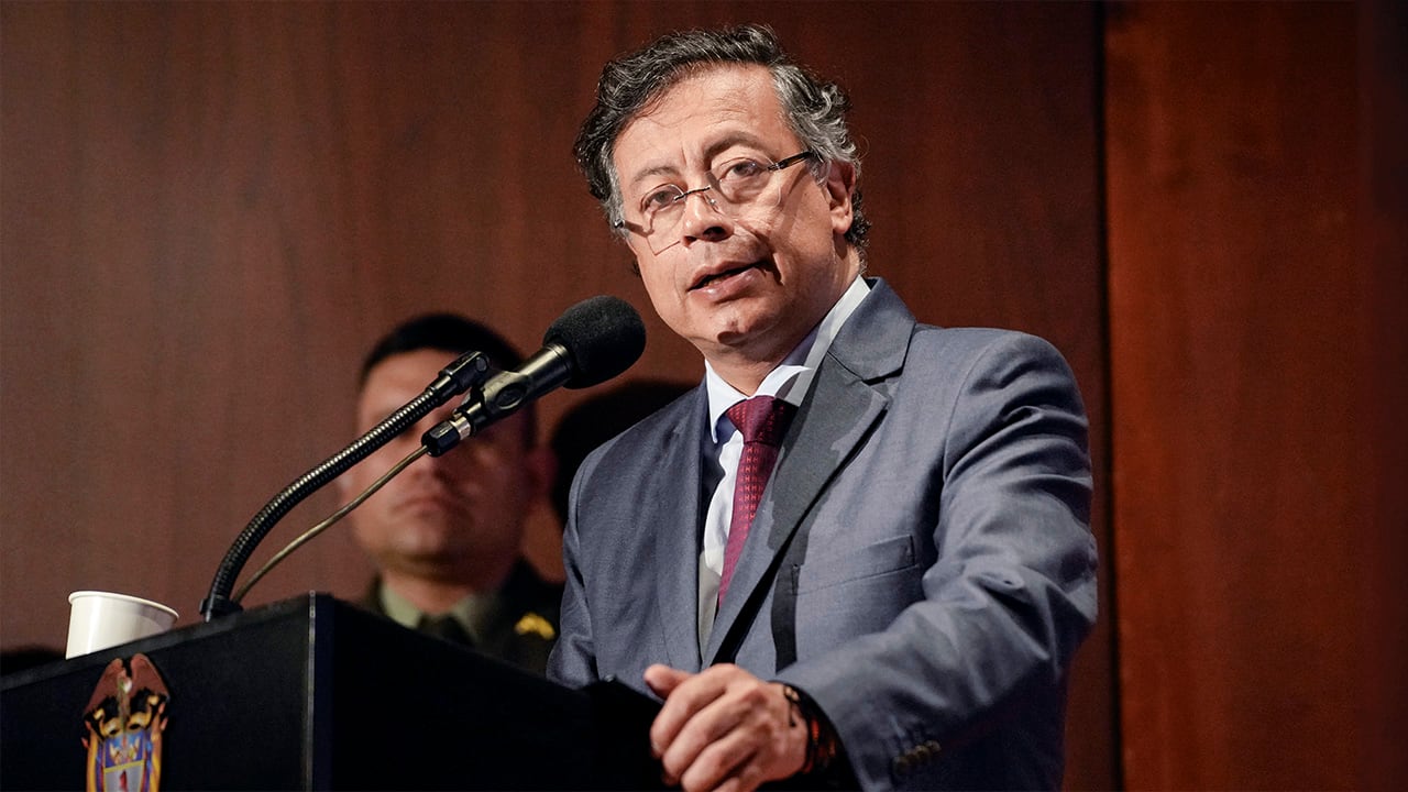 Petro asume la presidencia del Pacto Histórico y plantea un paro nacio