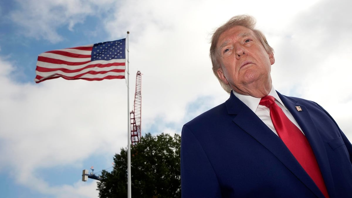 Trump suspende sanciones del Congreso contra Rusia por interés naciona