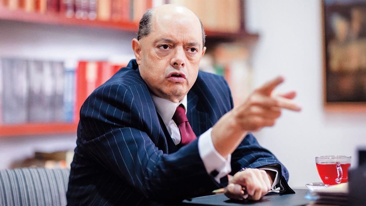 Vargas Lleras pide extraditar a Petro y lo llama "delincuente" en la C
