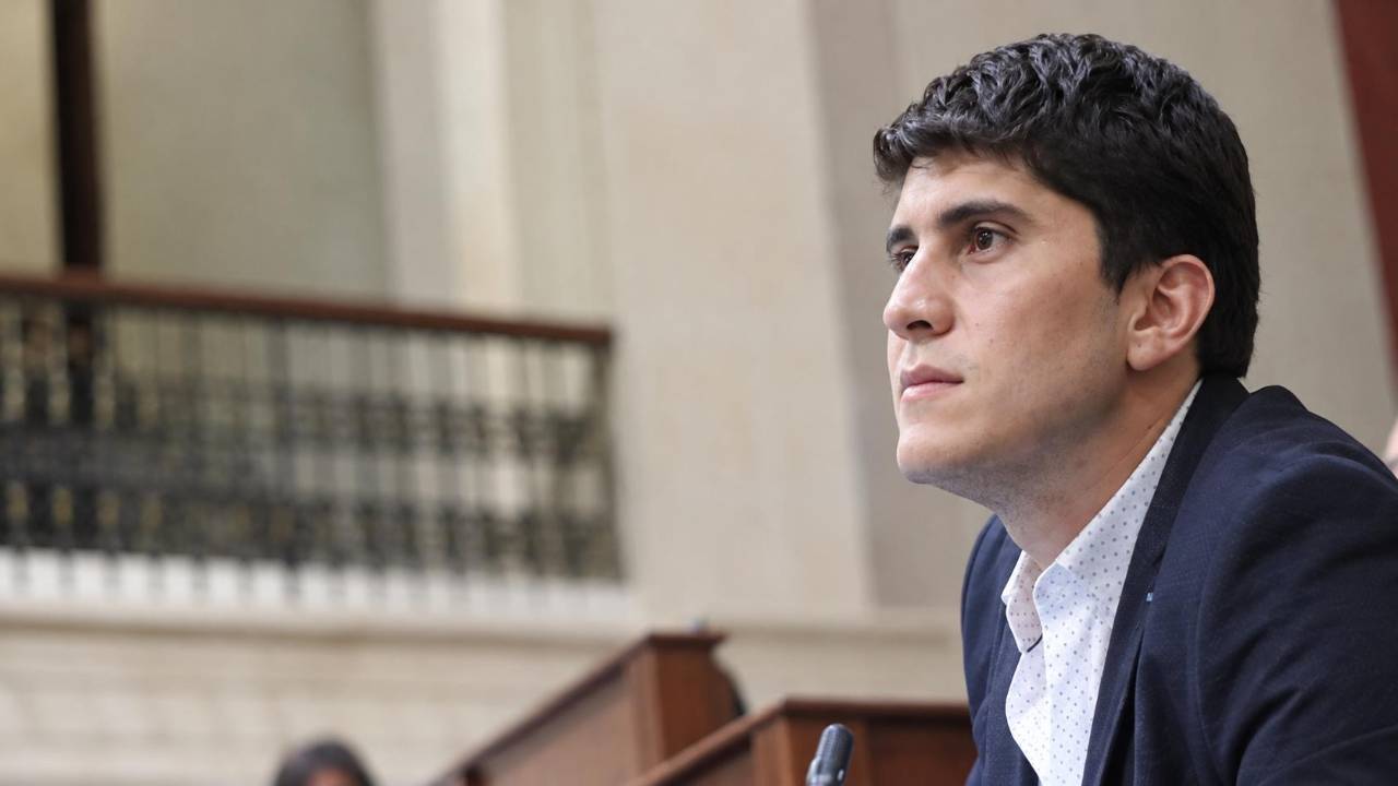 Manzur cuestiona a la Fiscalía por no imputar cohecho a Guevara y Bena