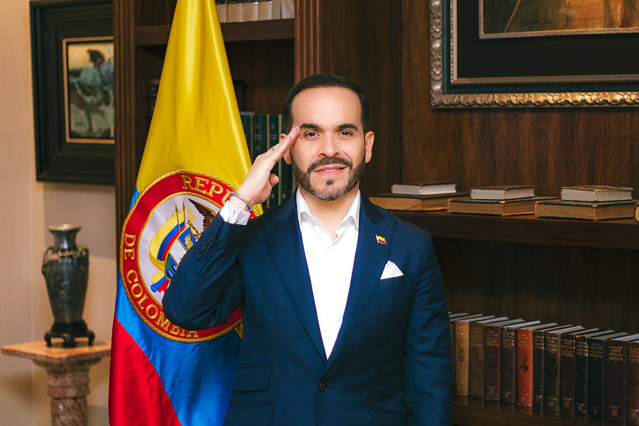 De La Espriella: Petro dejó un hueco de 3 billones en Colombia Mayor, pero el pago llega el 28 de octubre
