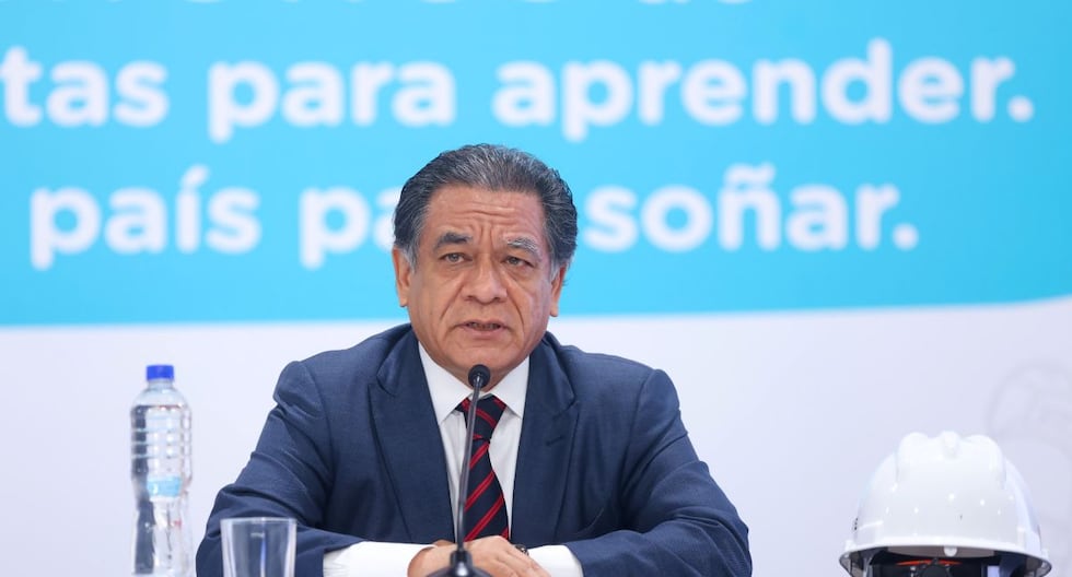Archivan en Perú la interpelación al ministro de Educación Chang