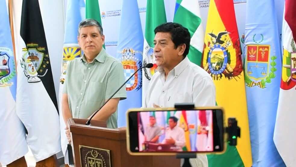 Gobernación de Cochabamba pide al Gobierno de Bolivia definir el bono de vacunación