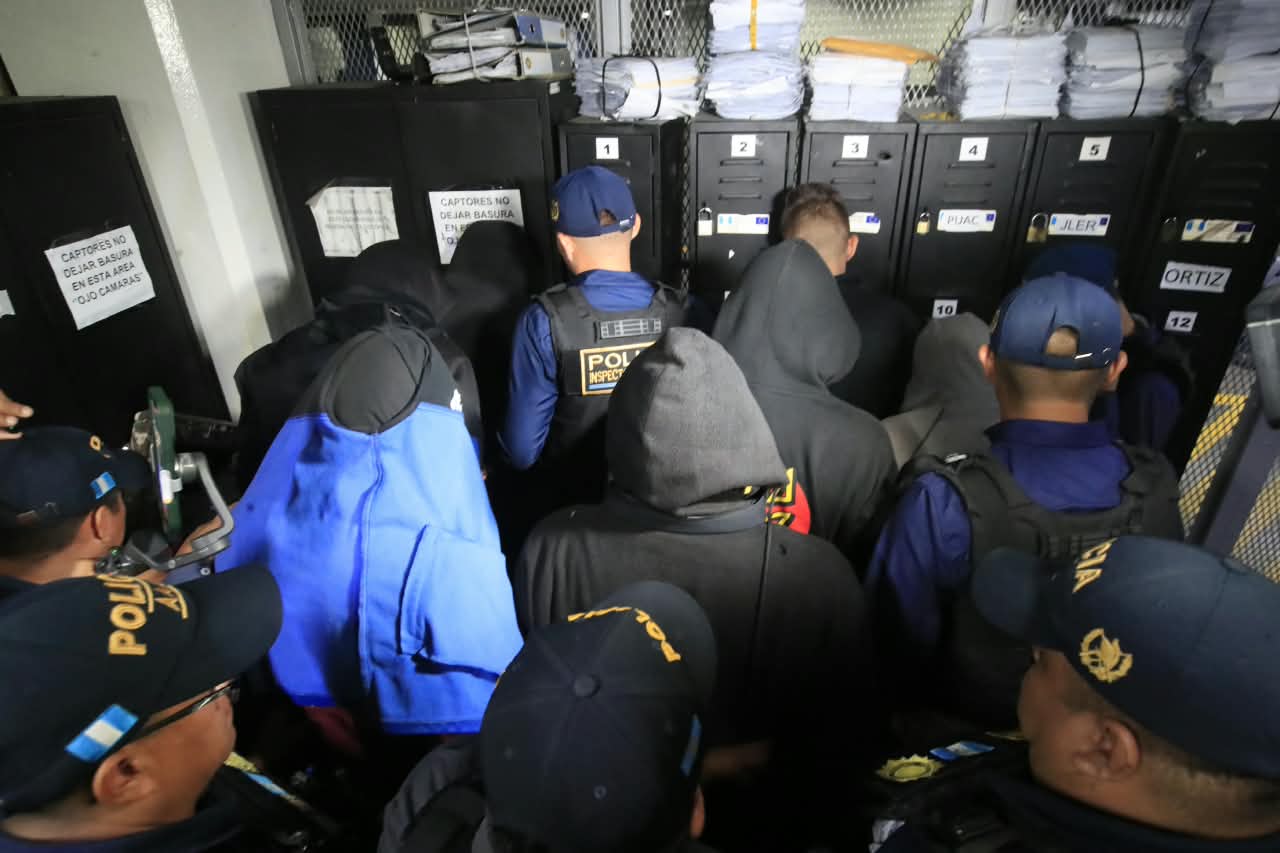 Capturan a siete policías de Guatemala por el caso Solórzano Foppa