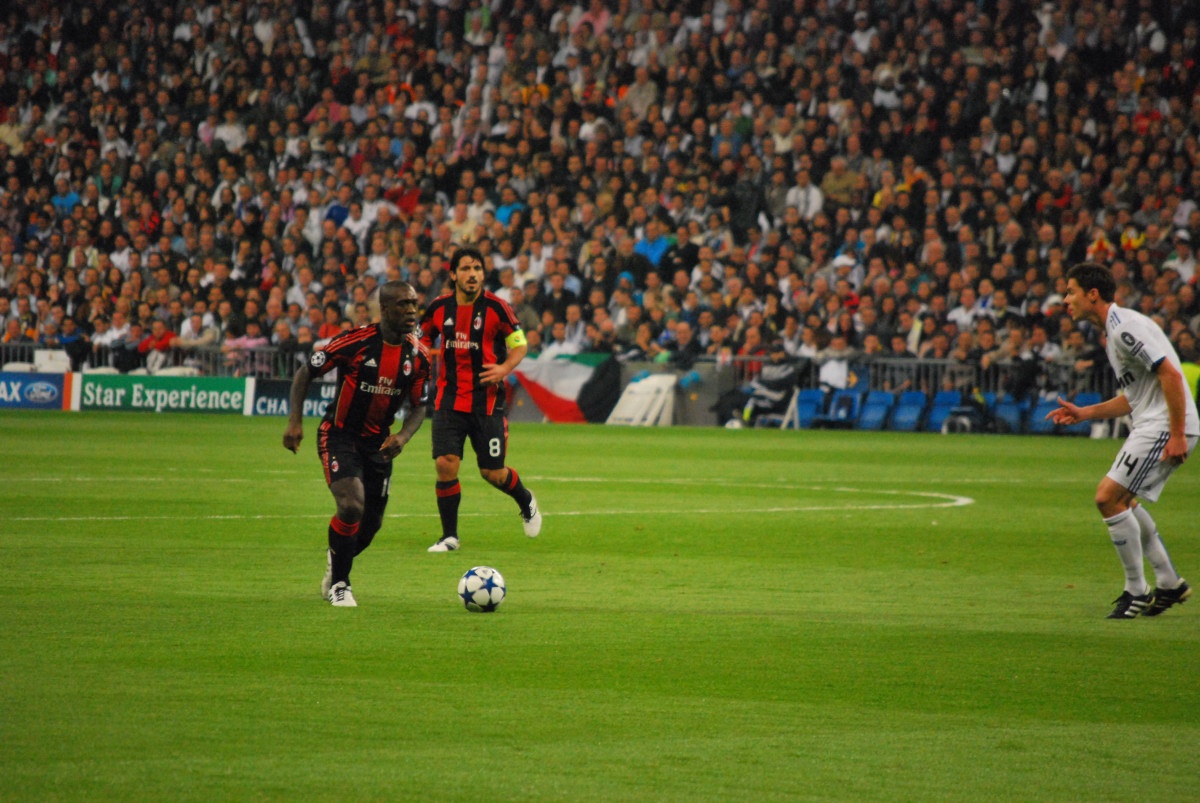 Corinthians contrata a Clarence Seedorf como entrenador hasta 2027