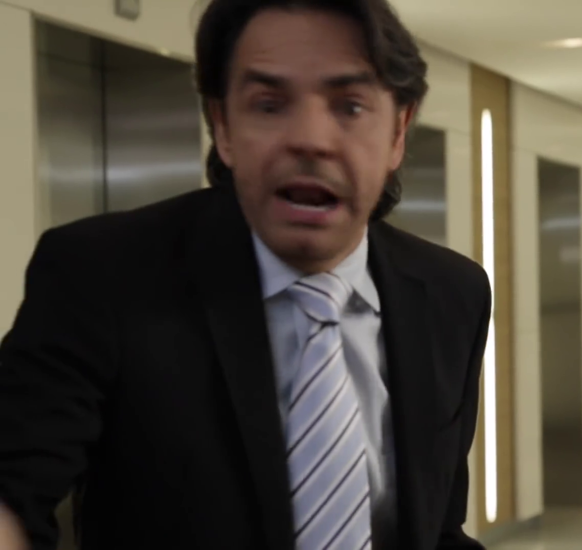 Eugenio Derbez denuncia intimidación a latinos en EE. UU. y pide votar