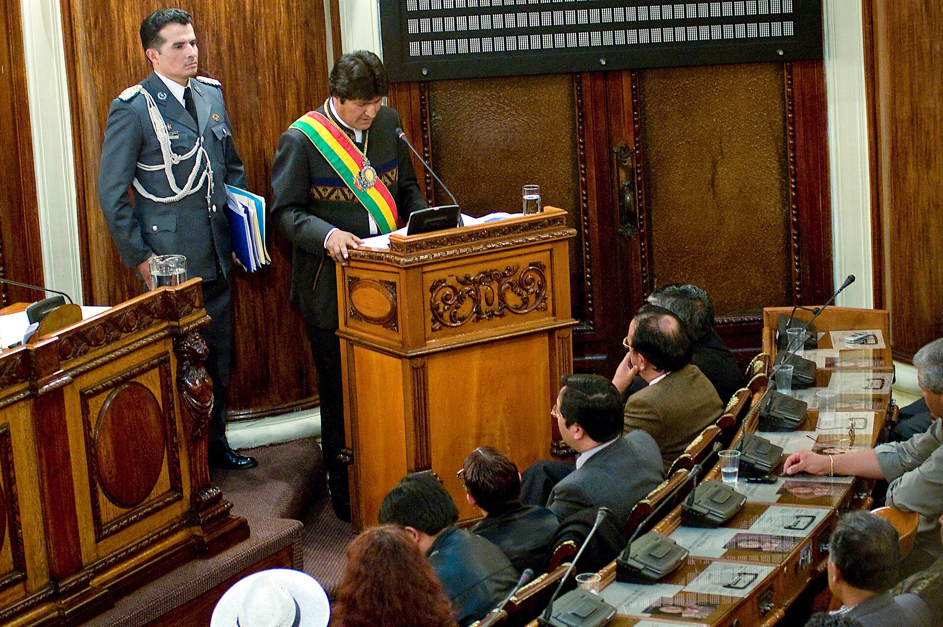 Evo Morales pide tratar el mar en la reunión de Paz y Kast