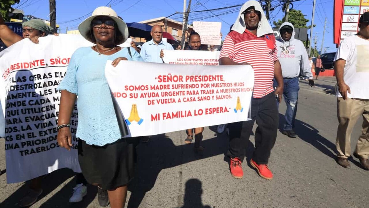 Familias piden a Abinader gestionar el regreso de dominicanos en Rusia