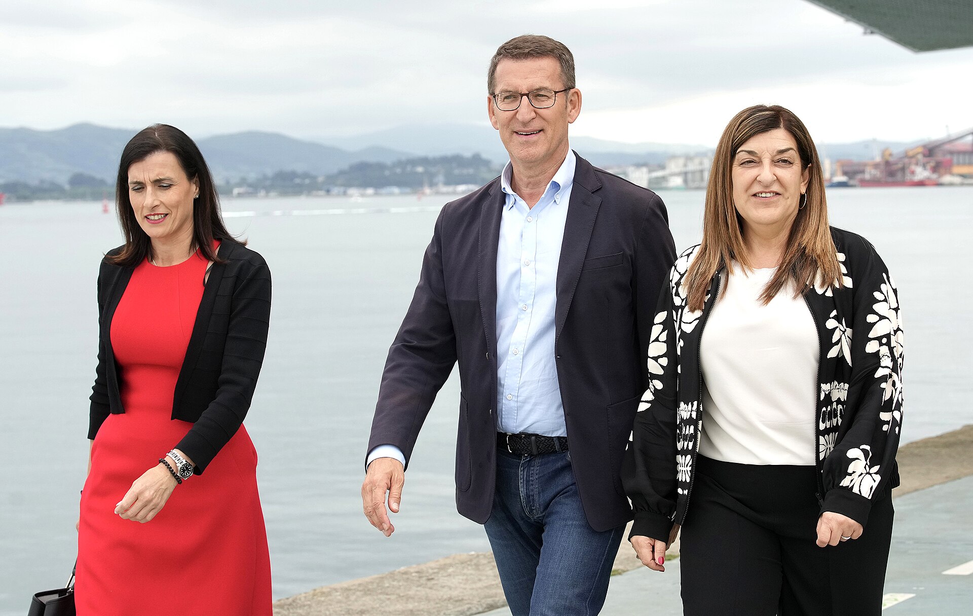 Feijóo acepta dos debates con Sánchez y propone el 16 de noviembre