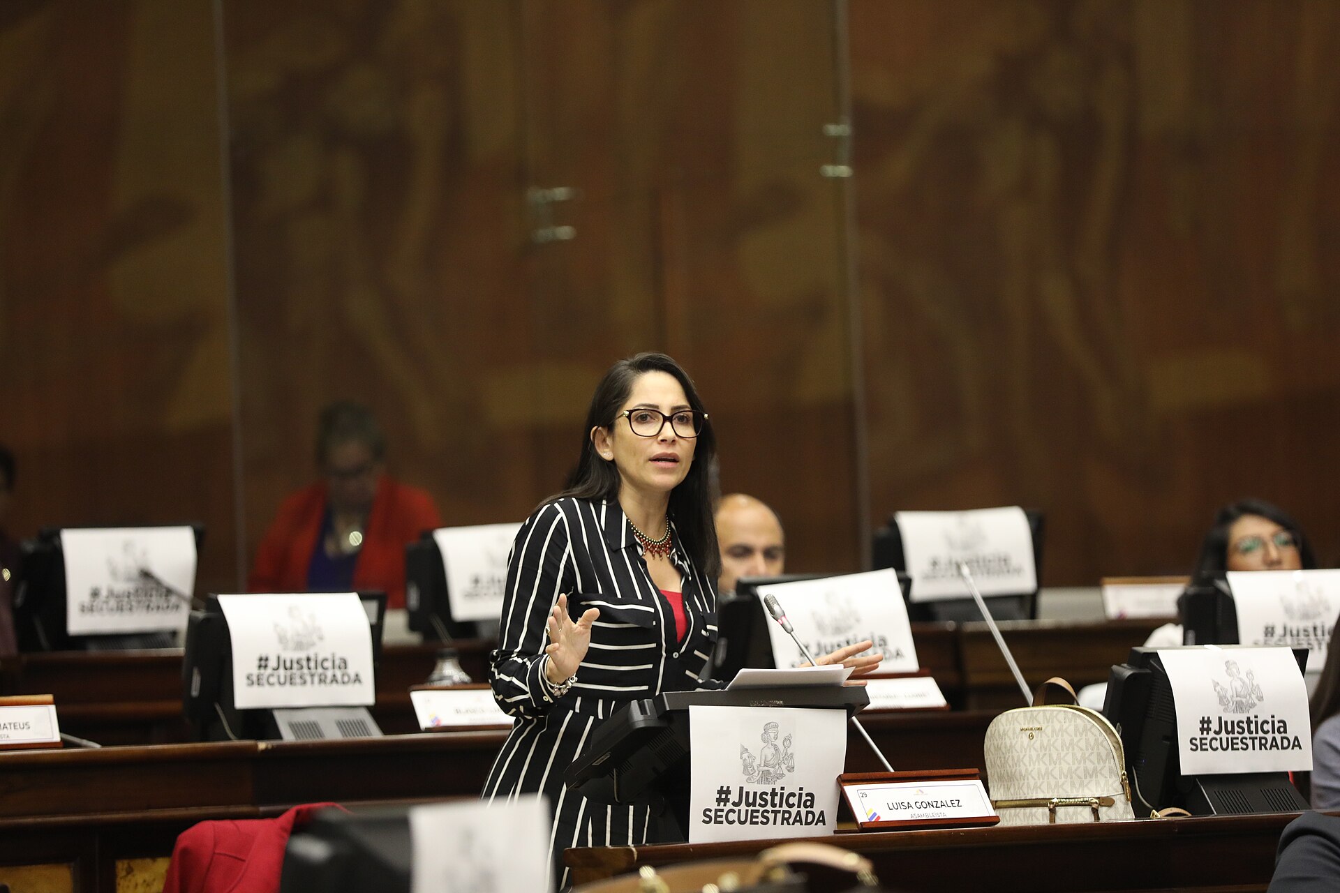 Fiscalía de Ecuador vincula a naviera de Aquiles Alvarez con gastos de Luisa González