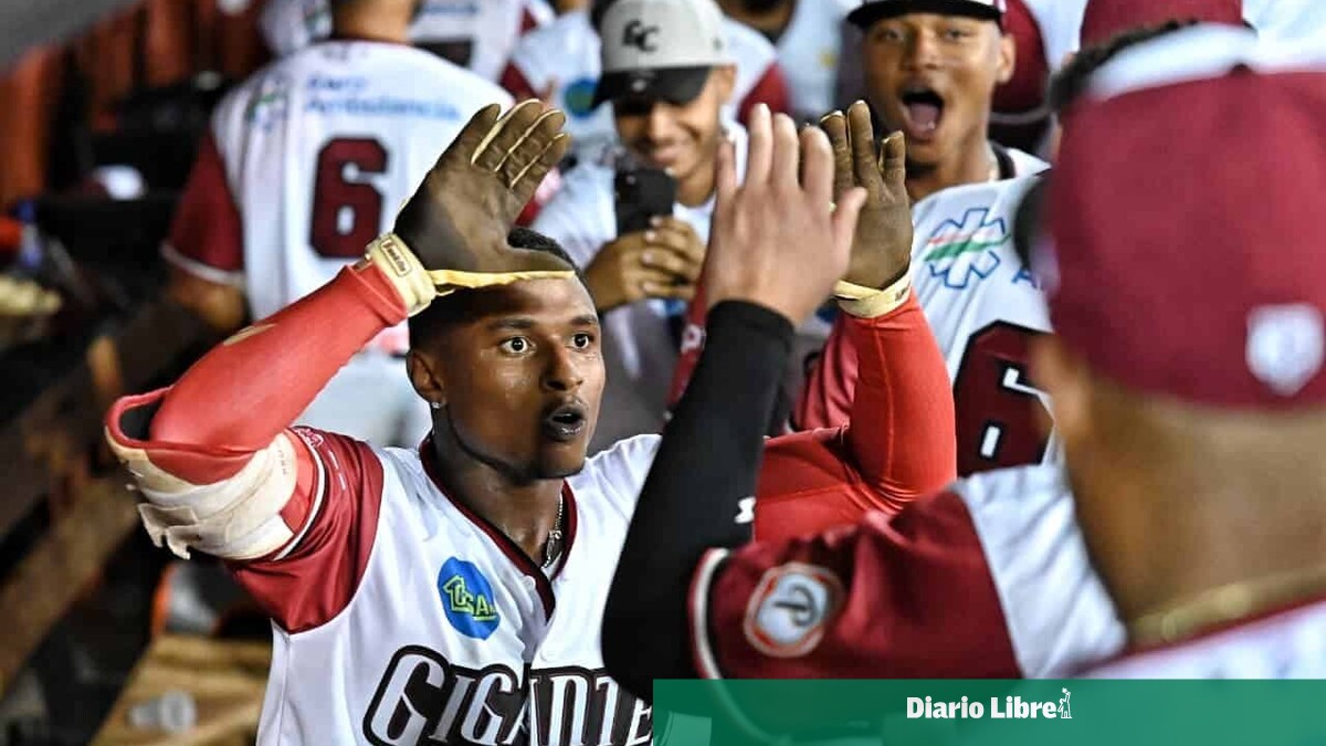 Gigantes del Cibao vencen 4-1 a las Águilas en la apertura de República Dominicana