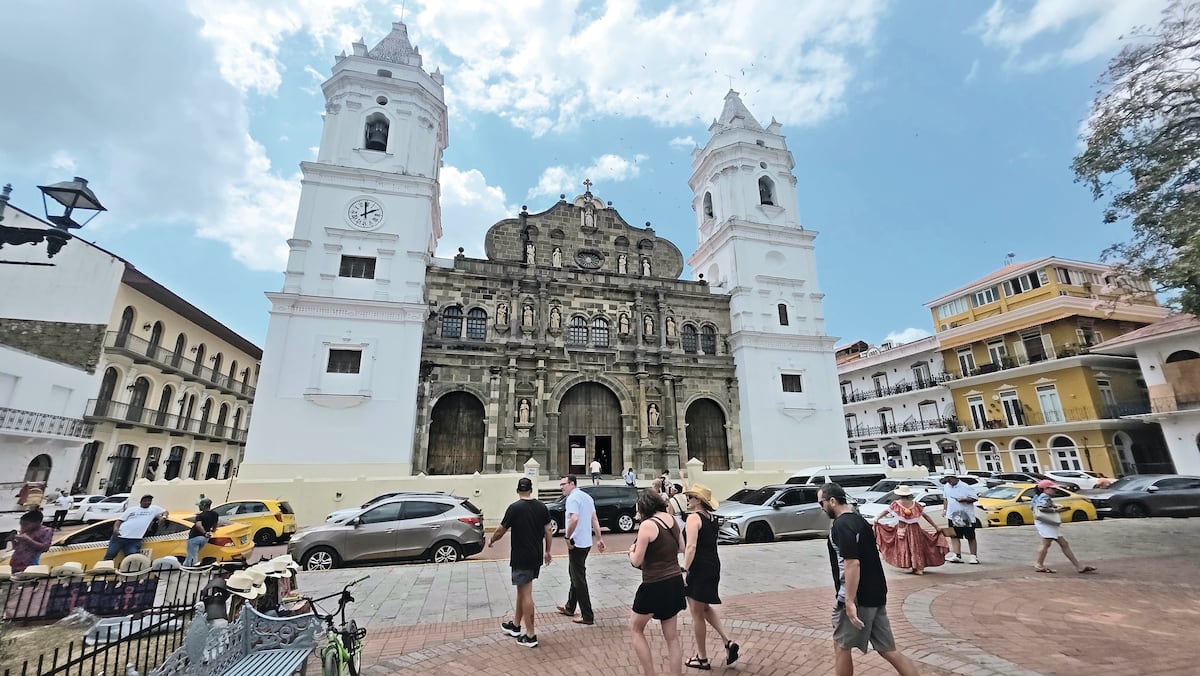 Iglesias del Casco Antiguo de Panamá evalúan daños tras el sismo