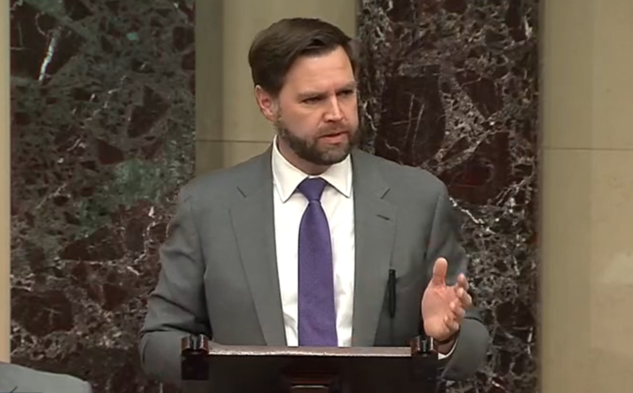 Irán confirma recibir una carta de JD Vance en medio de contactos con EE. UU