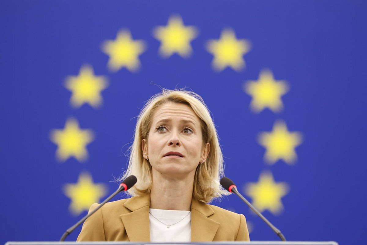 Kallas acusa a EEUU de presionar a Ucrania para que se rinda