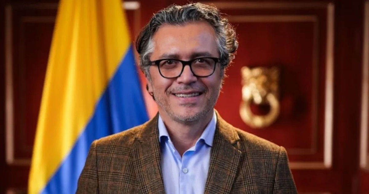 Landinez cuestiona la ley de sometimiento de De La Espriella en Colombia